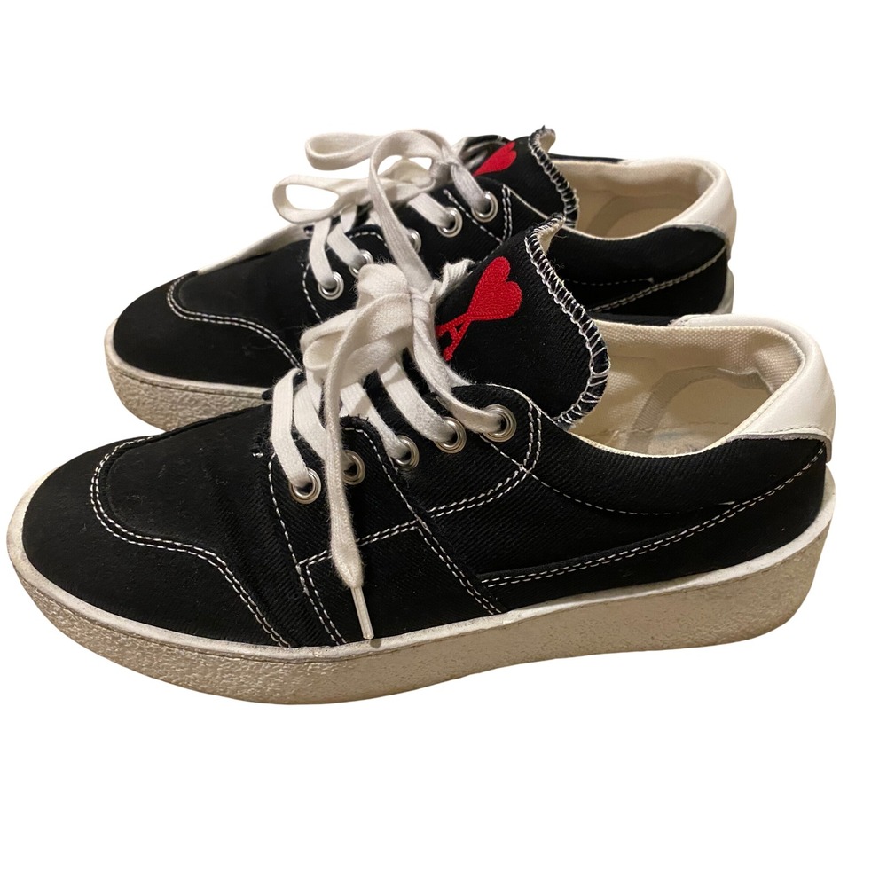 AMI Paris Ami de Coeur Low Top Heart Logo Sneakers Mens 39 Black Canvas Designer